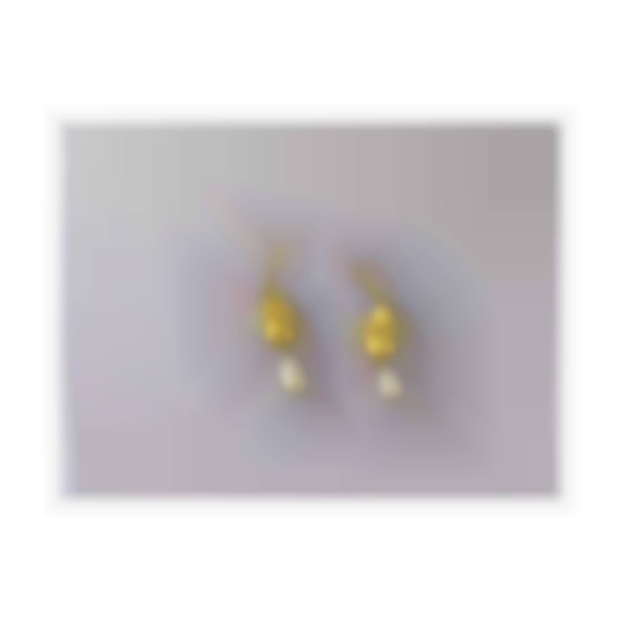 Natural baroque pearls set in silver 925