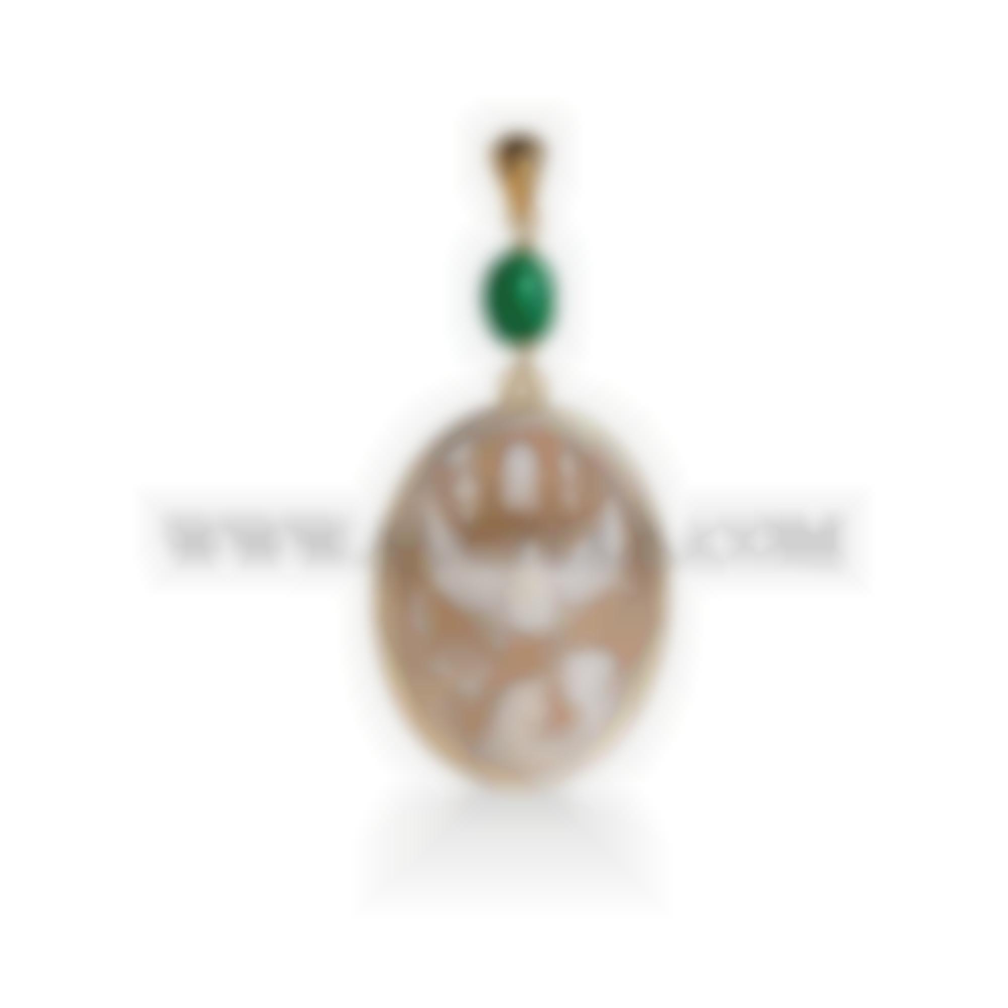 Pendant set in silver with natural sardonix cameo