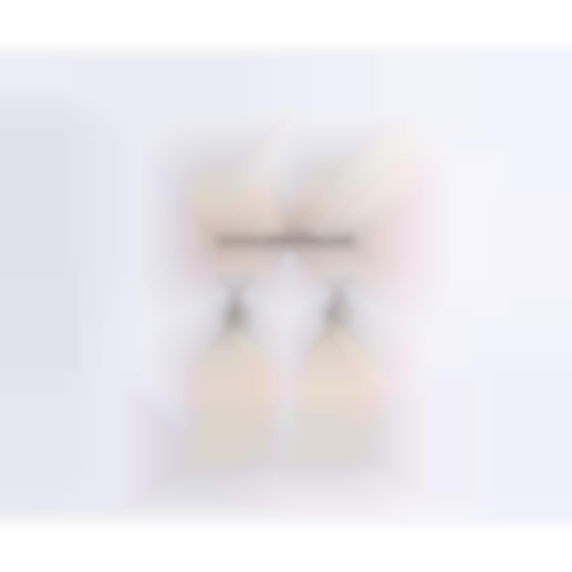 Earrings set in gold with natural coral and diamonds 