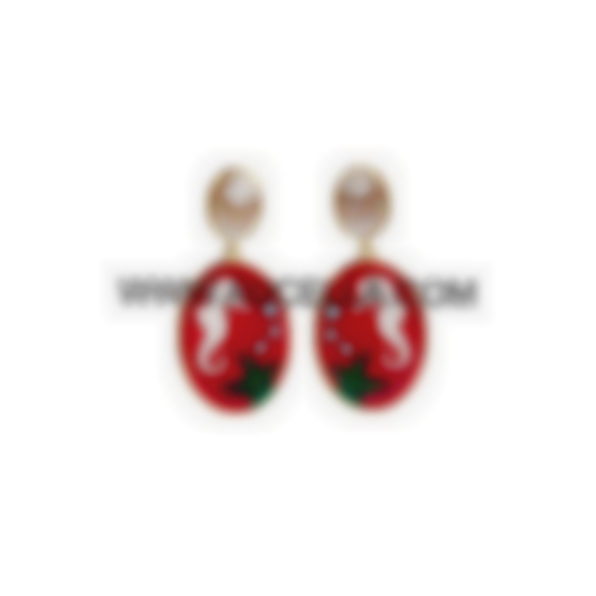 Natural seashell carved set in silver 