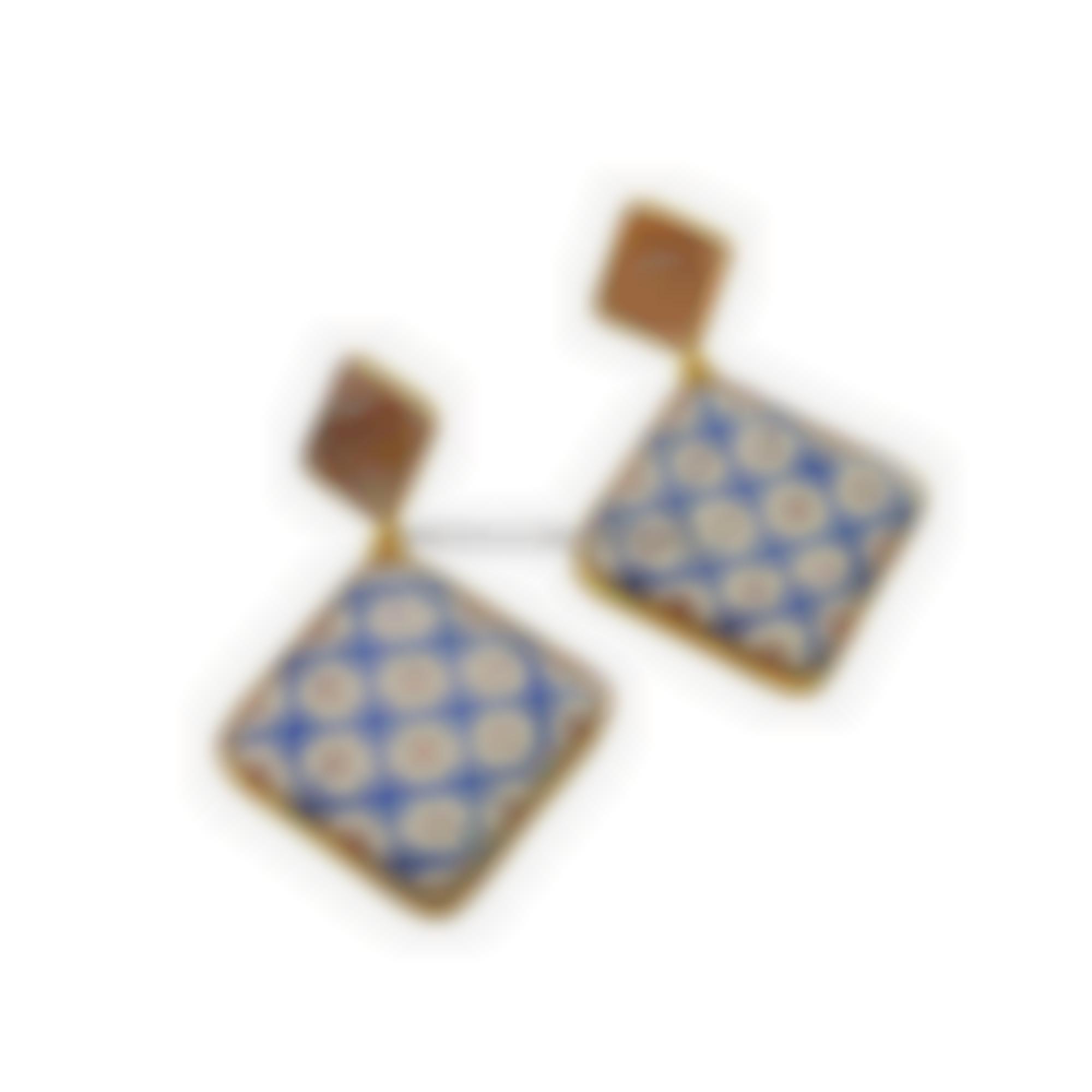 Earrings with ceramic and natural seashell