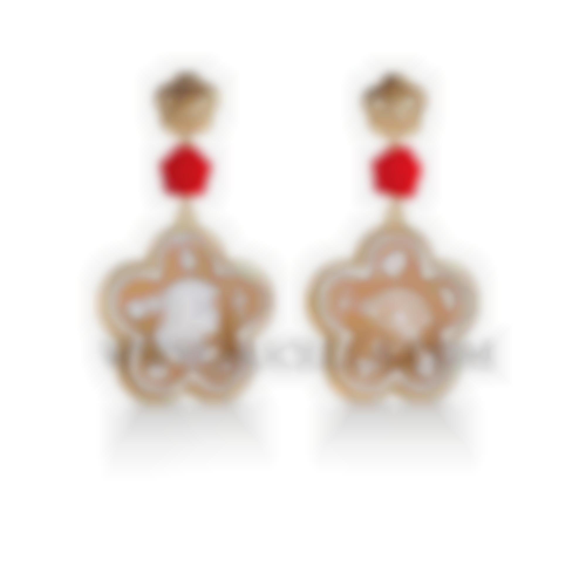 Earrings symbol collection natural cameo
