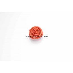 Rosa incisa a mano su corallo momo