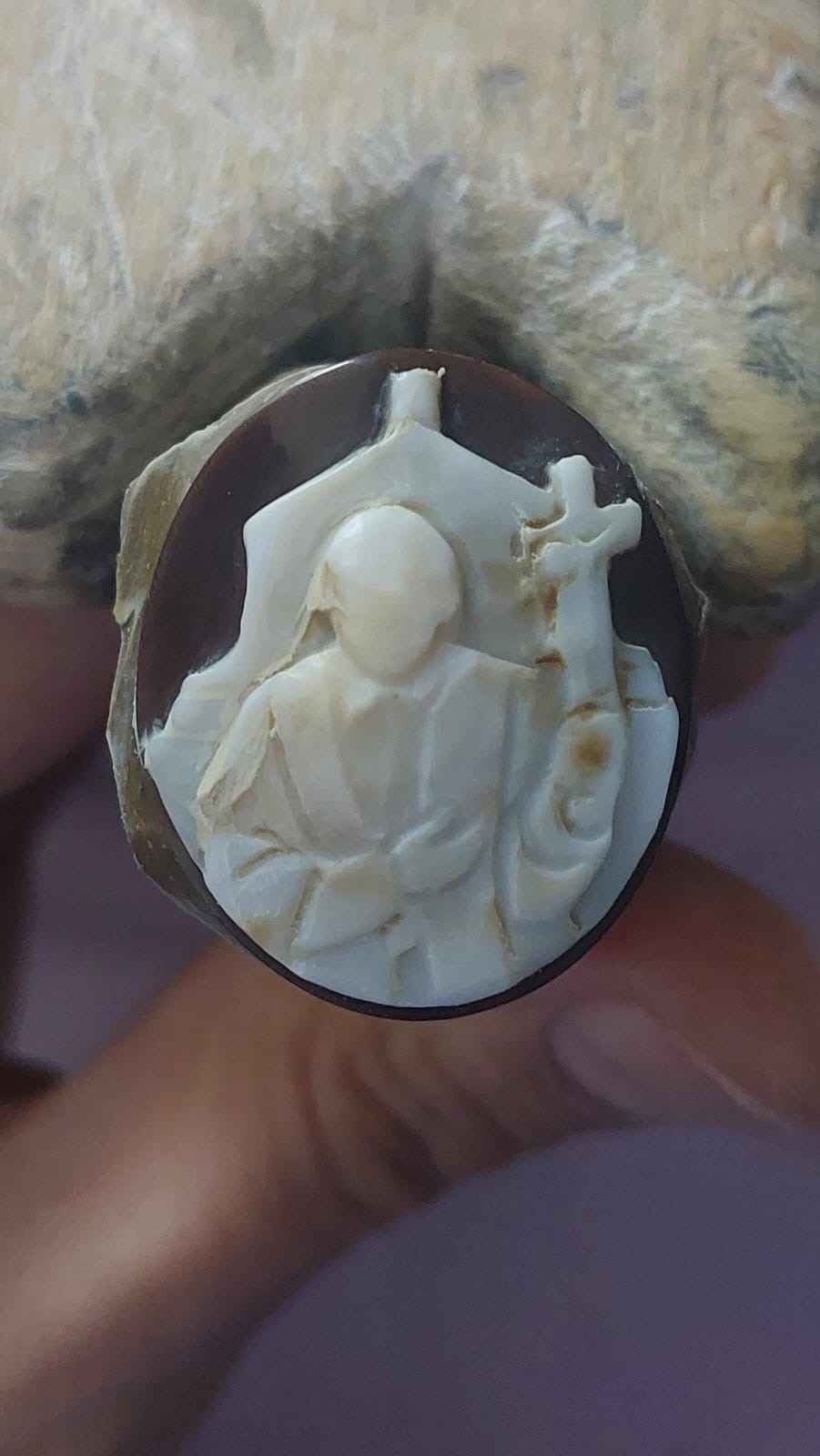 Saint Vincenzo Romano natural seashell