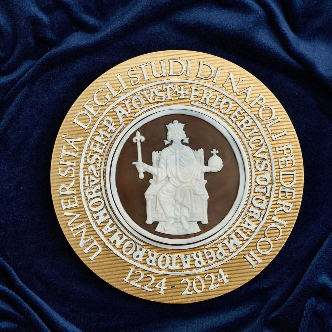 Gift King Felipe VI of Spain and President Mattarella