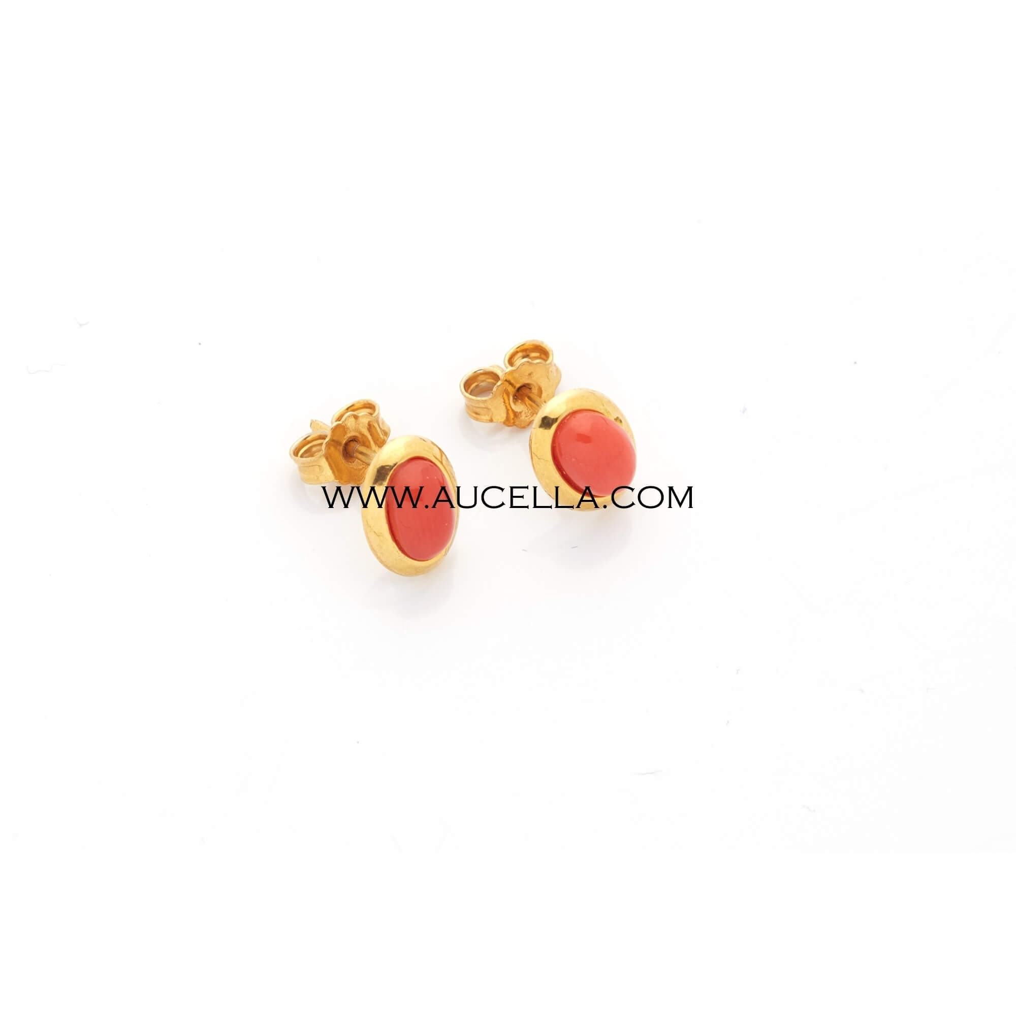 Earrings set in silver 925 with natural coral cabochons