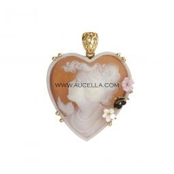 Mop flowers with natural seashell cameo 