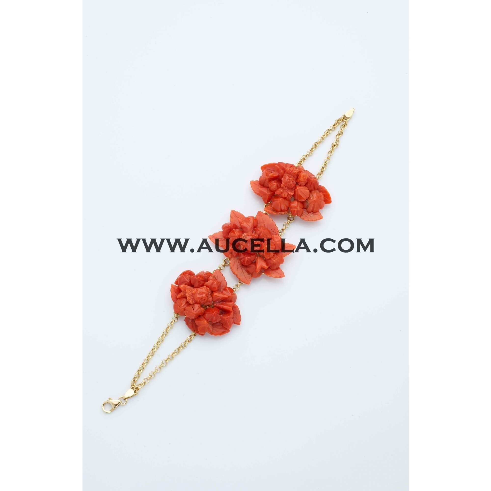 Bracciale in oro con fiori di corallo