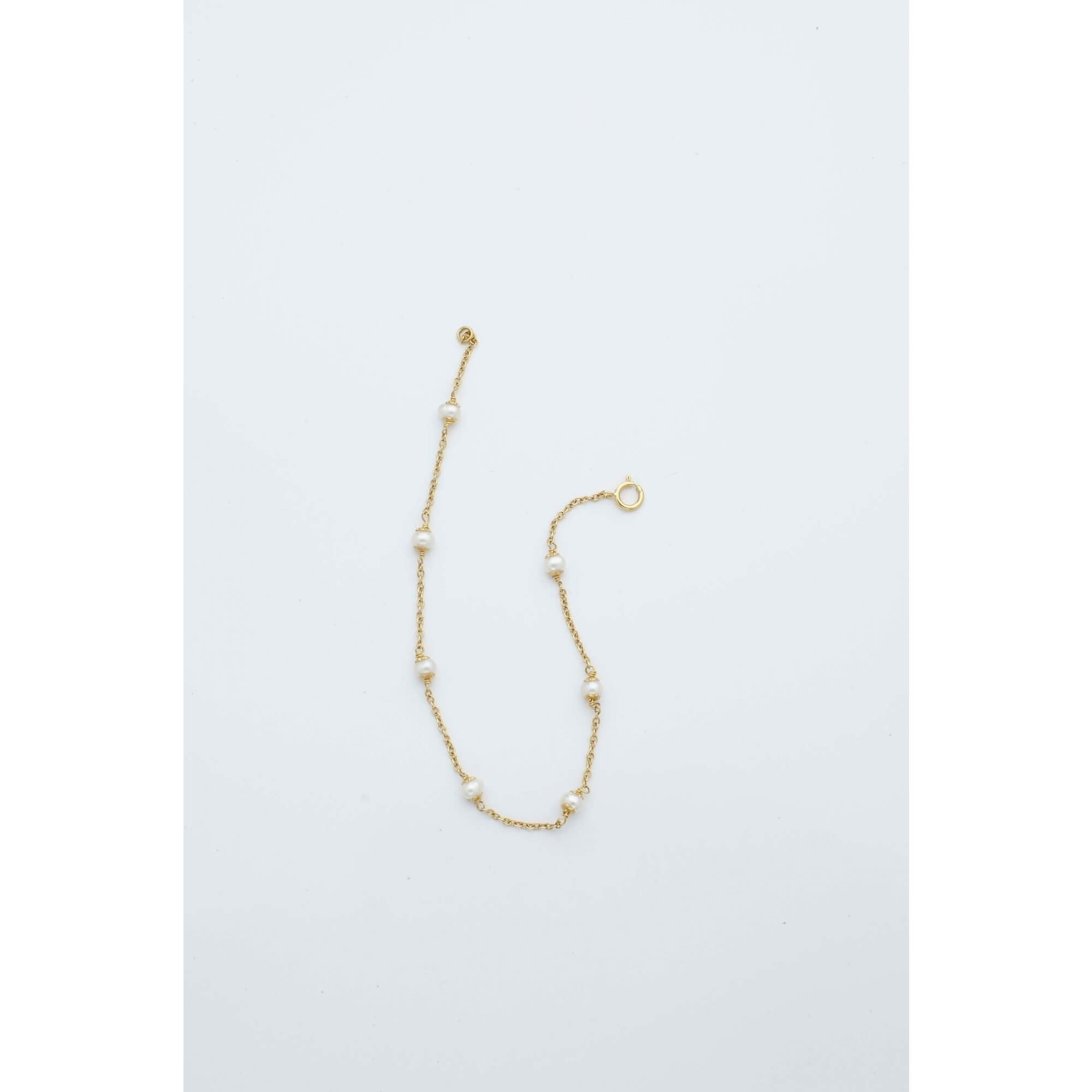 Bracciale in oro con perle naturali