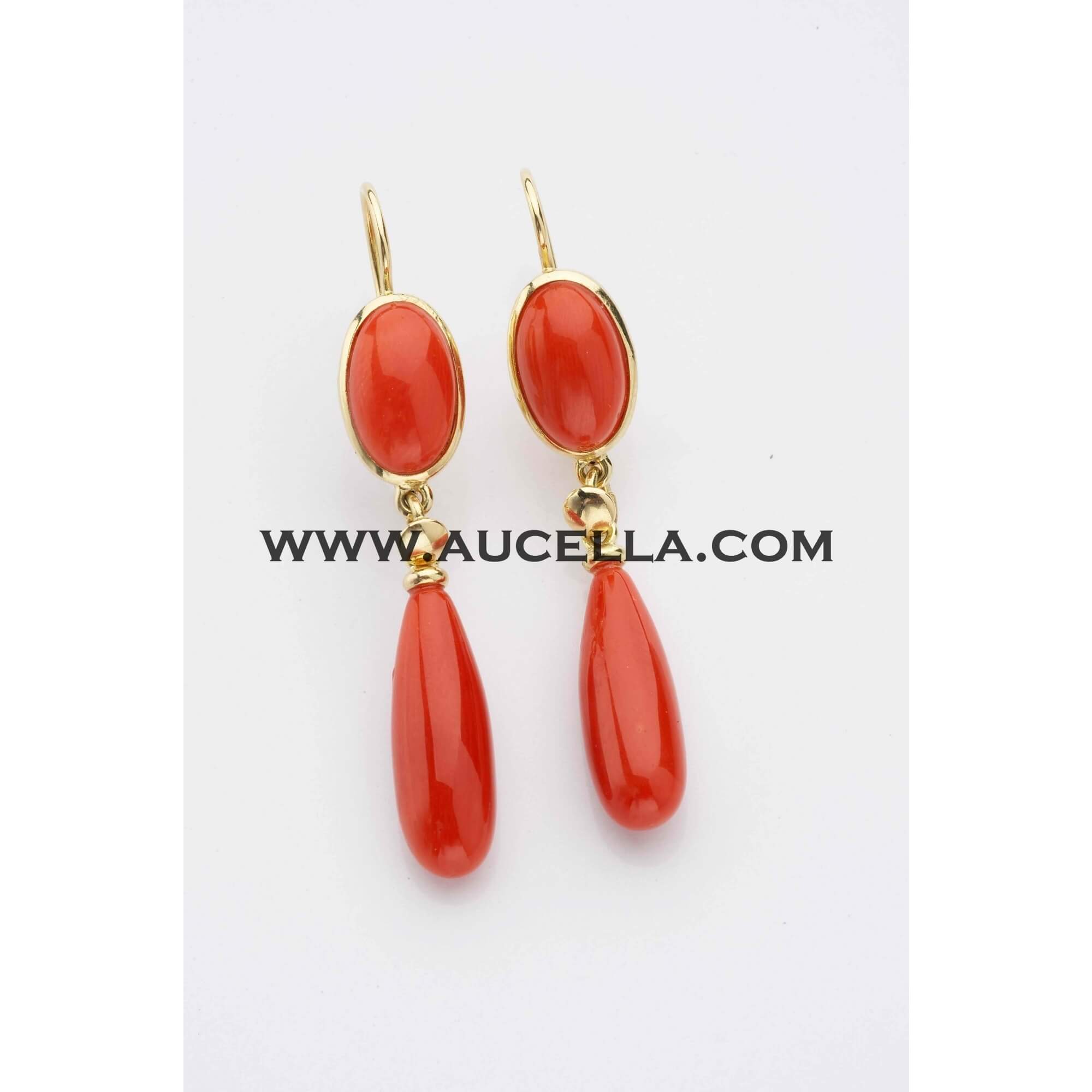 Orecchini in oro giallo stile classico 
