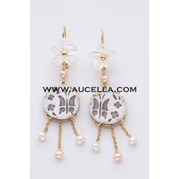 Orecchini in oro con cammei tondi