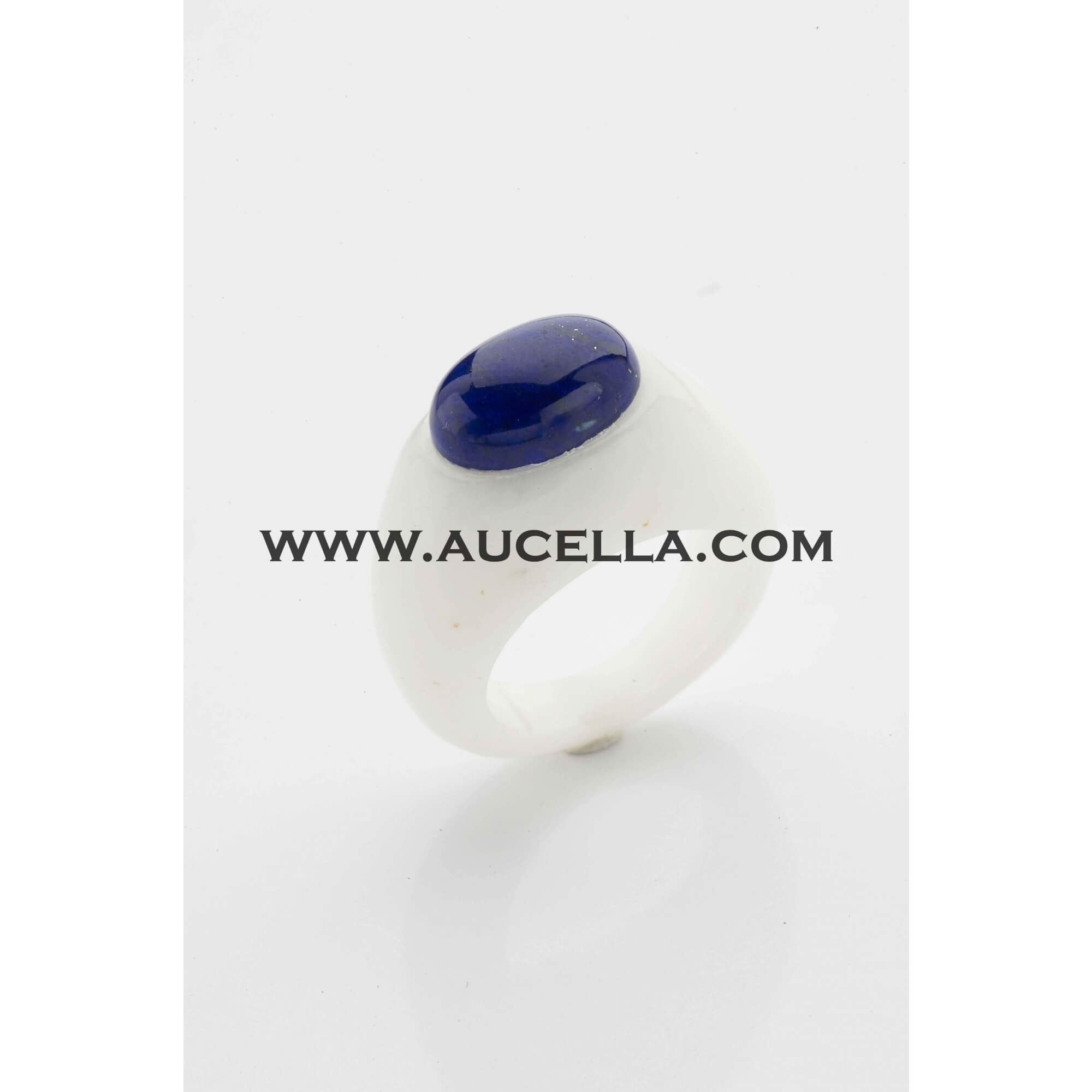 Anello in agata bianca con spola lapis 