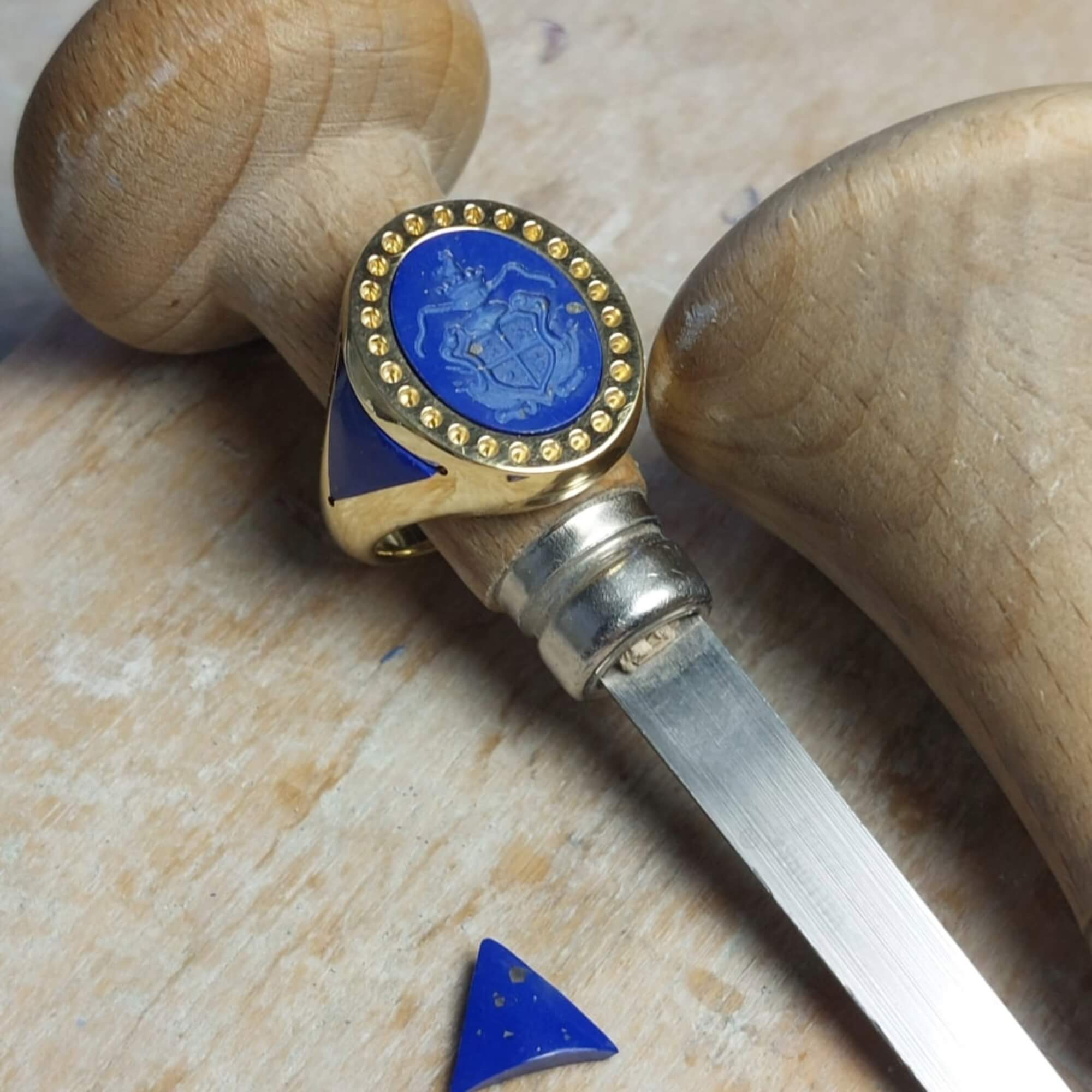 Anello chevalier a sigillo